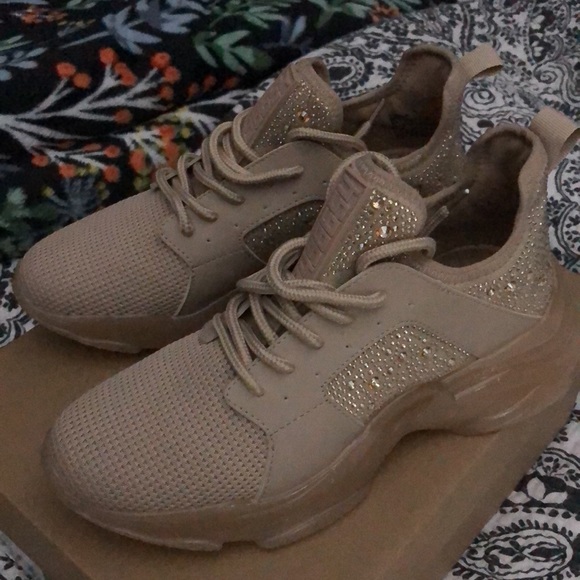 Steve Madden Ganzo-R Blush Size 9 in box - Picture 3 of 9